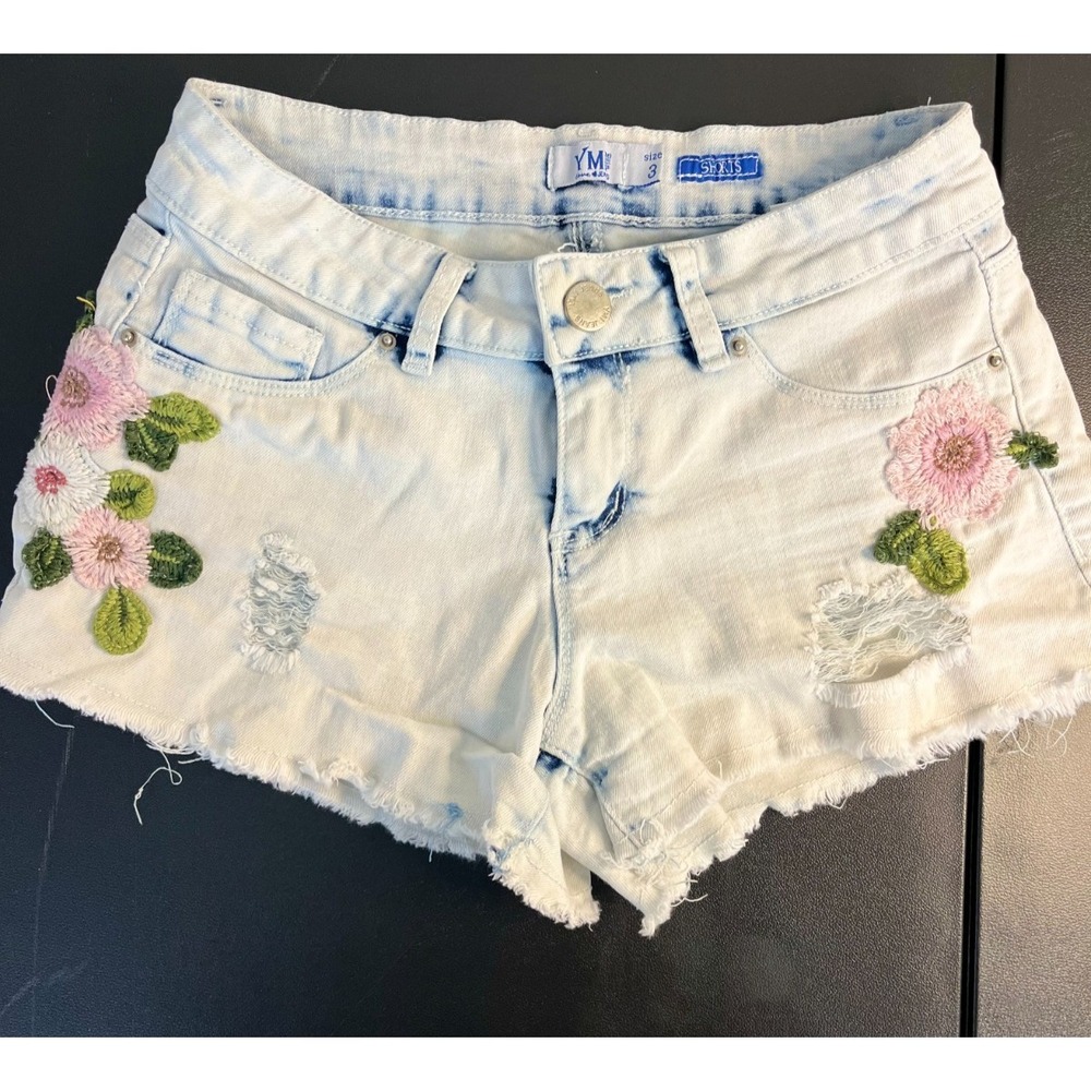 YMI Jr Sz 3 Embroidered Denim Shorts Floral Blue Pink High Rise Poly Cotton